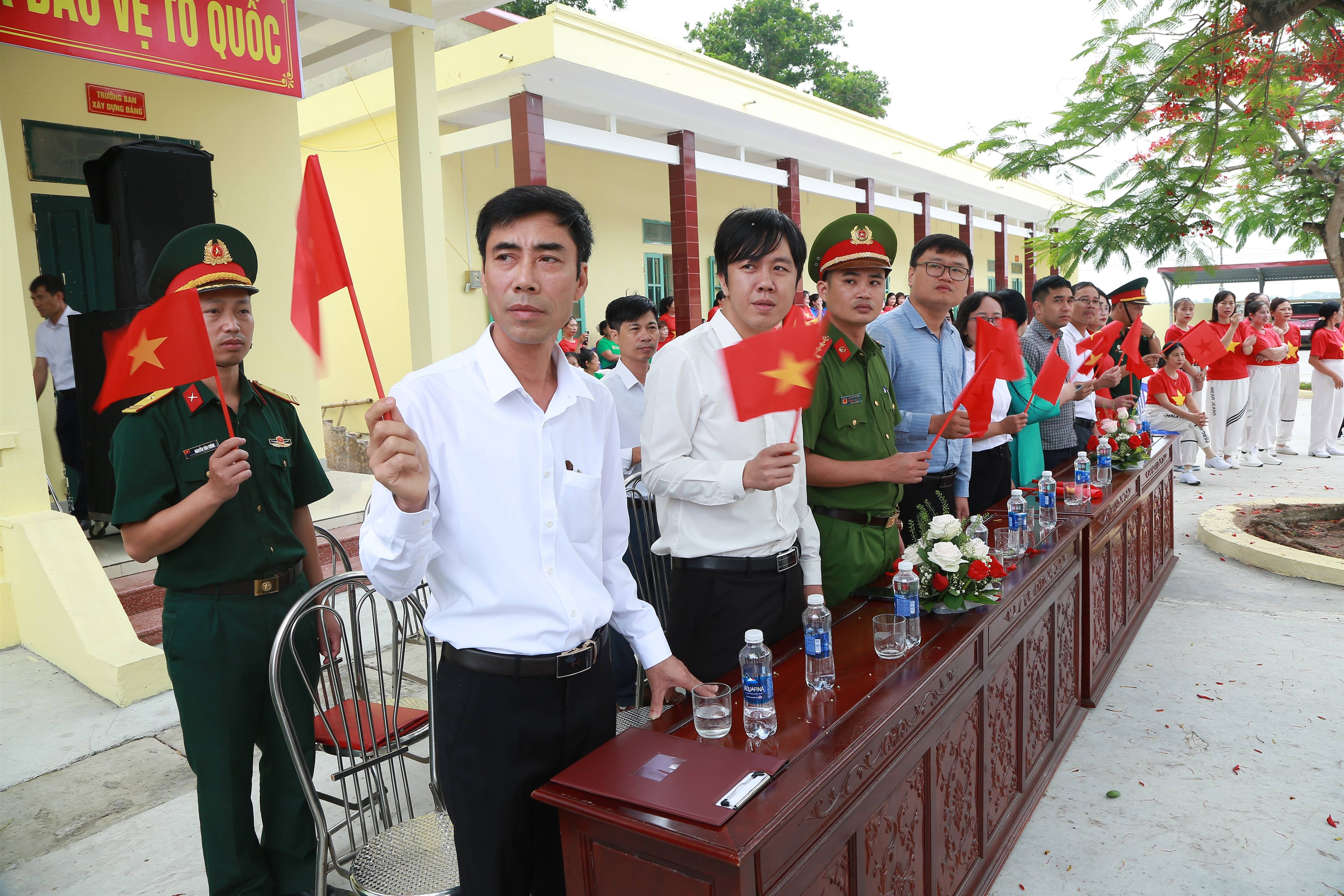 anh tin bai